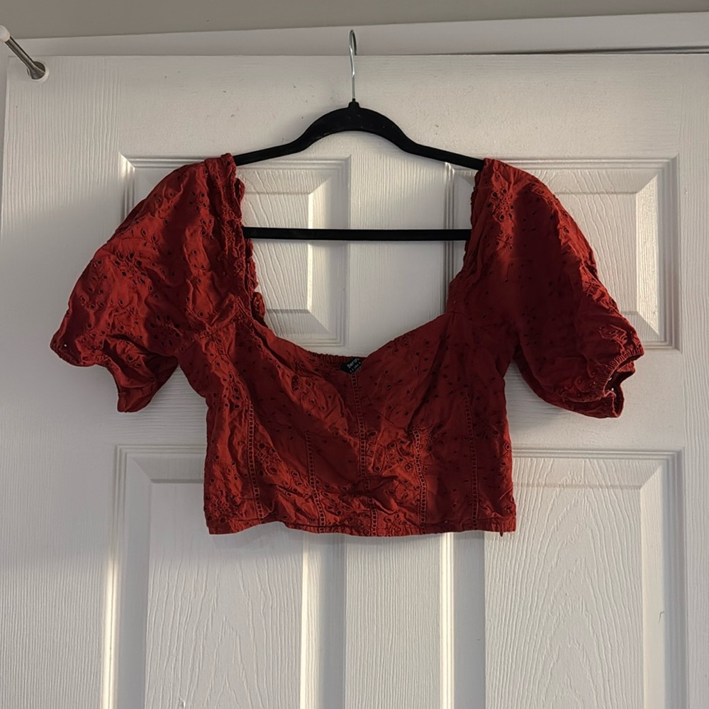 Crop top